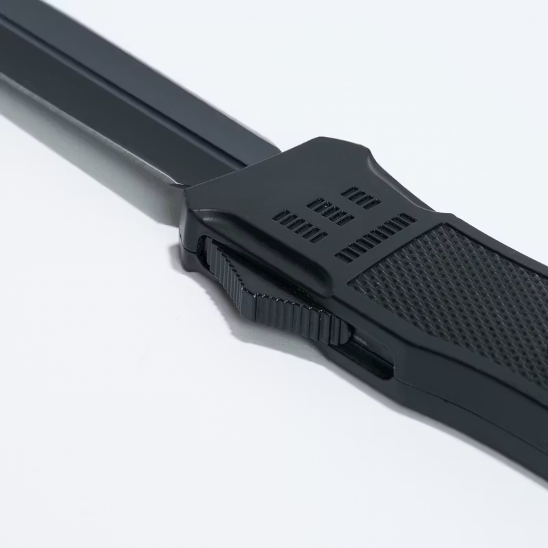 Blackout Spike Knife